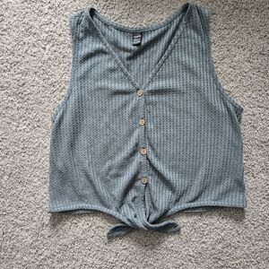 SHEIN Sleeveless Textured Button-Down Top - Green